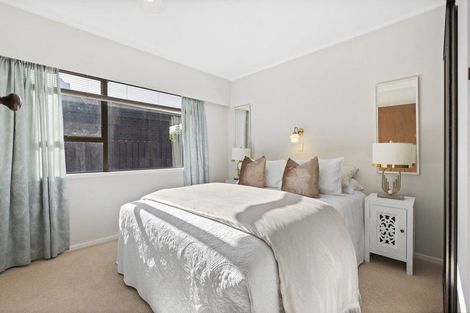 Photo of property in 2 Empire Road, Orewa, 0931