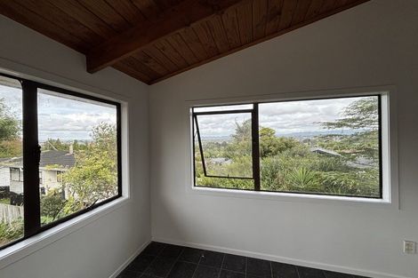 Photo of property in 104a Waimumu Road, Massey, Auckland, 0614