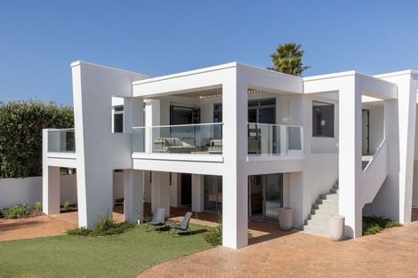 Photo of property in 94 Marine Parade, Mount Maunganui, 3116