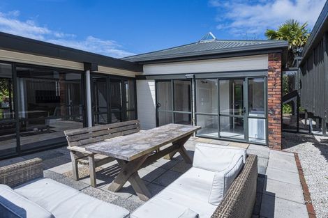 Photo of property in 17 Kowhai Park Road, Maunu, Whangarei, 0110