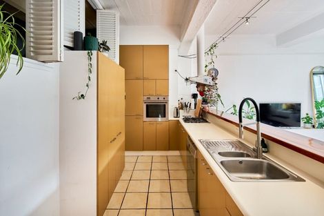 Photo of property in Palazzo, 42u2 Vivian Street, Te Aro, Wellington, 6011
