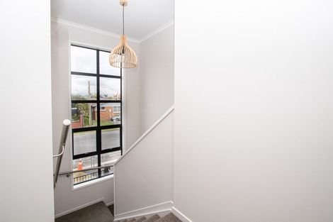 Photo of property in 10u2 Charlemont Street, Whitiora, Hamilton, 3200