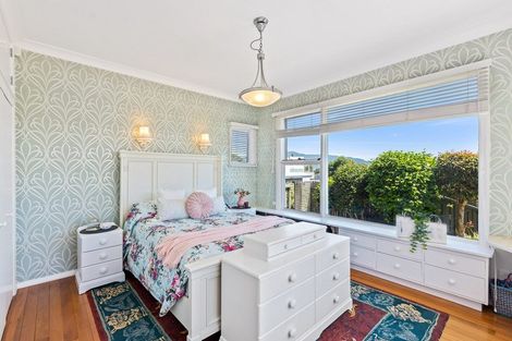 Photo of property in 16 Webber Street, Paraparaumu Beach, Paraparaumu, 5032
