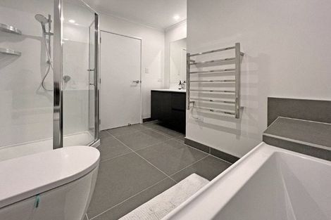 Photo of property in 25/1 Scott Road, Hobsonville, Auckland, 0616