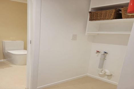 Photo of property in 25 Mcclintock Road, Massey, Auckland, 0614