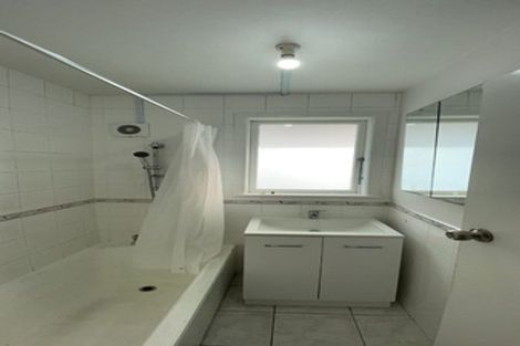 Photo of property in 29 Chorley Avenue, Massey, Auckland, 0614