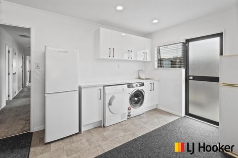 Photo of property in 13c Nelson Street, Papakura, 2110