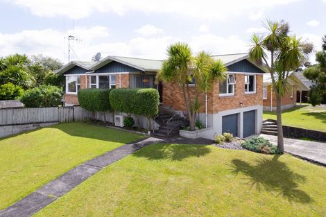 Photo of property in 2 De Vere Crescent, Chartwell, Hamilton, 3210