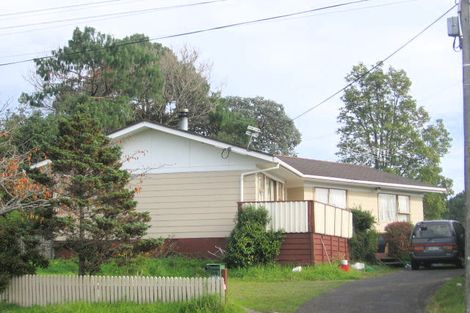 Photo of property in 114 Don Buck Road, Massey, Auckland, 0614