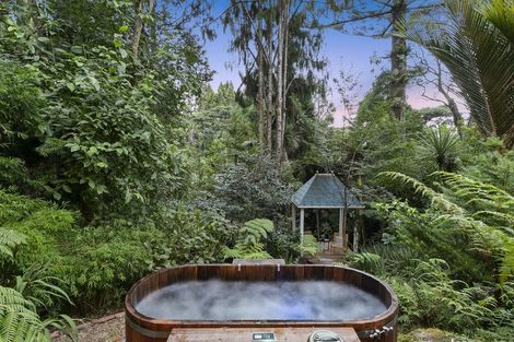 Photo of property in 4 Opou Road, Titirangi, Auckland, 0604