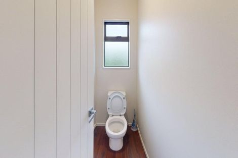 Photo of property in 57 Tennyson Avenue, Kelvin Grove, Palmerston North, 4414