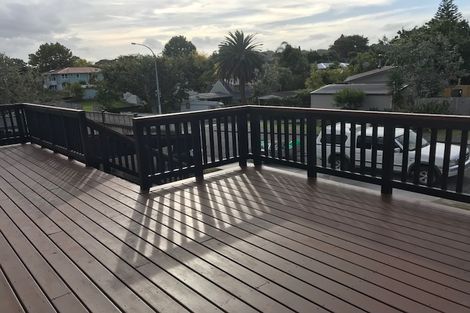 Photo of property in 2 Melba Street, Beach Haven, Auckland, 0626