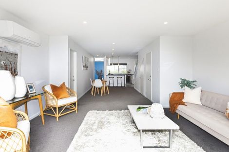 Photo of property in 22 Menin Gate Crescent, Broomfield, Christchurch, 8042