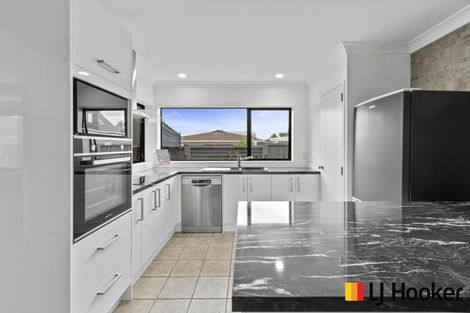 Photo of property in 13c Nelson Street, Papakura, 2110