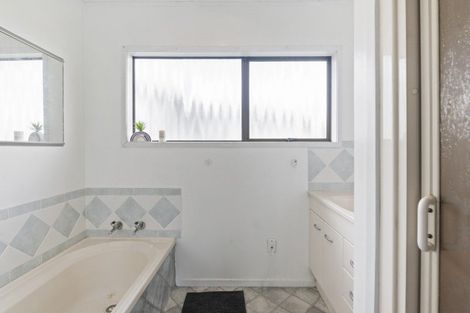 Photo of property in 36 Bay Vista Drive, Red Beach, 0932