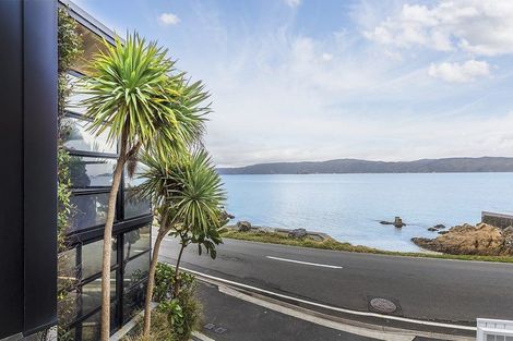 Photo of property in 377a Karaka Bay Road, Karaka Bays, Wellington, 6022