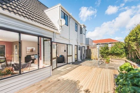 Photo of property in 45a Satara Crescent, Khandallah, Wellington, 6035