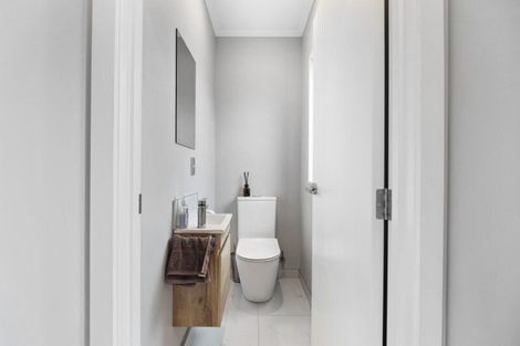 Photo of property in 15u7 Onukutara Place, Huntington, Hamilton, 3281