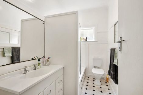 Photo of property in 86 Rakau Road, Hataitai, Wellington, 6021