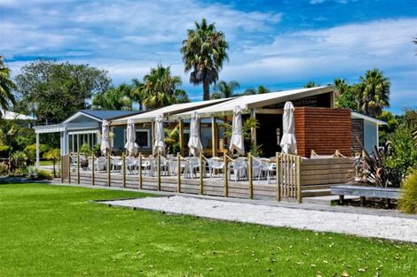 Photo of property in 46 Landmark Terrace, Orewa, 0931