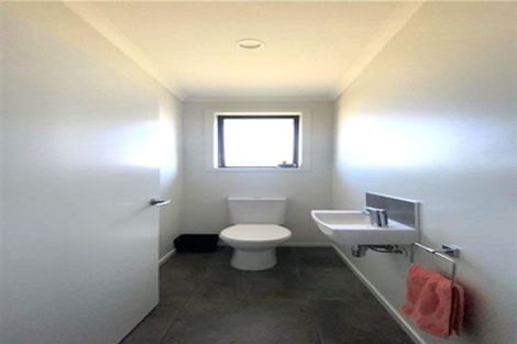 Photo of property in 2 Selliera Place, Papamoa Beach, Papamoa, 3118