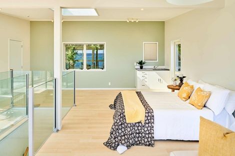 Photo of property in 79 Moana Road, Plimmerton, Porirua, 5026