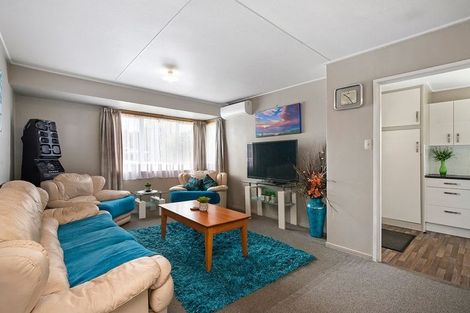 Photo of property in 39 Totara Street, Waiuku, 2123