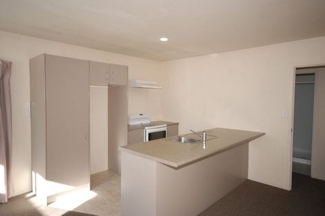 Photo of property in 11 Helleur Road, Massey, Auckland, 0614