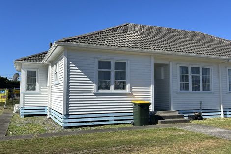 Photo of property in 44 Cambridge Street, Levin, 5510