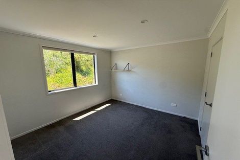 Photo of property in 16 Wrybill Way, Welcome Bay, Tauranga, 3112