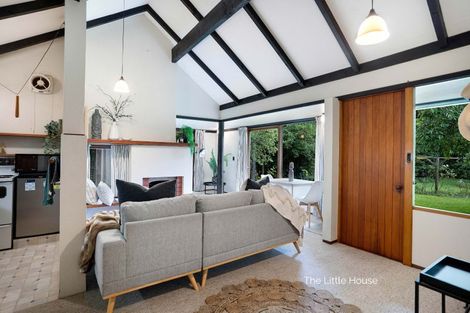 Photo of property in 12 Kempton Street, Greytown, 5712