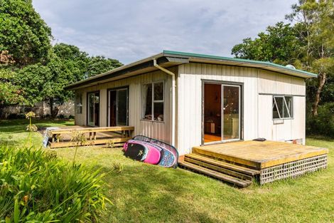 Photo of property in 829 Cove Road, Waipu, 0582