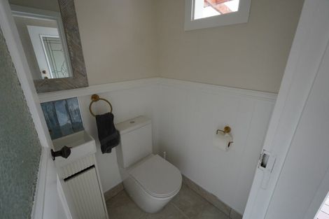 Photo of property in 73 Argyle Avenue, Takaro, Palmerston North, 4410