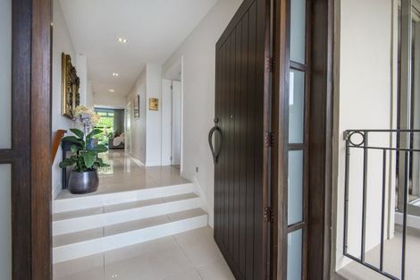 Photo of property in 23 Seacliffe Avenue, Belmont, Auckland, 0622
