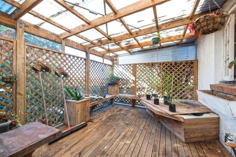 Photo of property in 119 Mcleod Road, Te Atatu South, Auckland, 0610