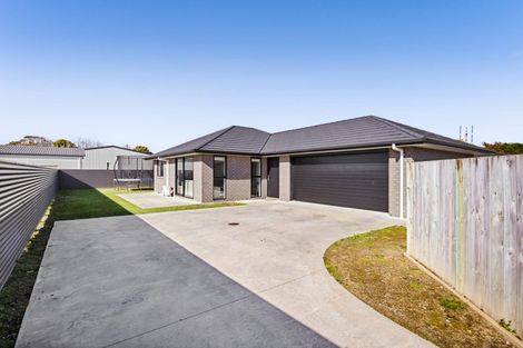Photo of property in 32a Hunter Street, Hawera, 4610