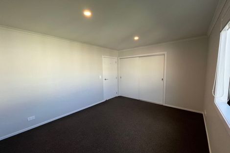 Photo of property in 16 Uku Lane, Hobsonville, Auckland, 0616