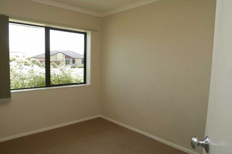 Photo of property in 4 Monarch Place, Paraparaumu Beach, Paraparaumu, 5032