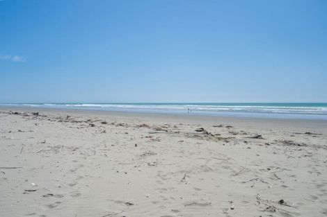Photo of property in 524 Marine Parade, South New Brighton, Christchurch, 8062