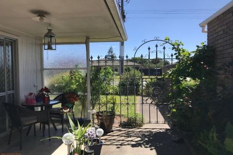 Photo of property in 102u2 Sandwich Road, St Andrews, Hamilton, 3200