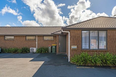 Photo of property in 108u9 Old Farm Road, Hamilton East, Hamilton, 3216