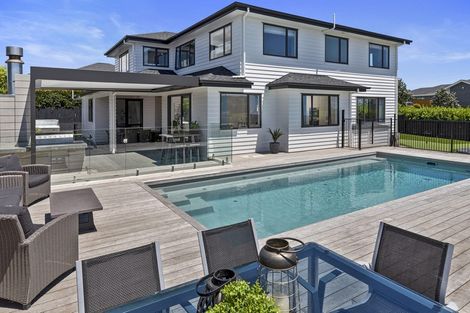 Photo of property in 31 Pohutukawa Parade, Riverhead, 0820