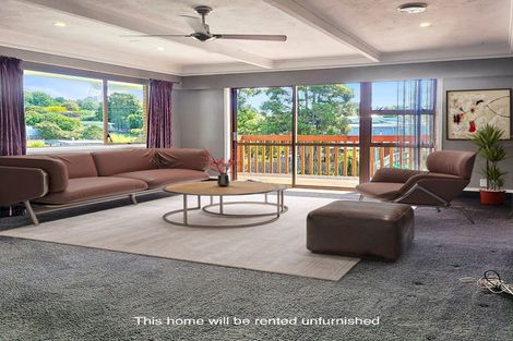 Photo of property in 18 Reynella Drive, Massey, Auckland, 0614