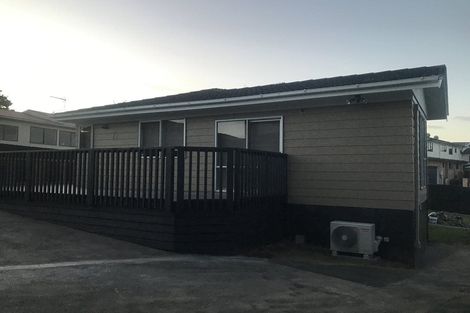 Photo of property in 7 Caringbah Drive, Papatoetoe, Auckland, 2025