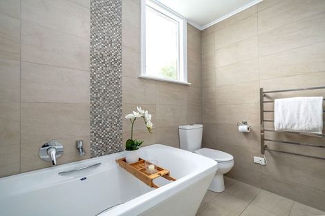 Photo of property in 32 Esther Street, Martinborough, 5711