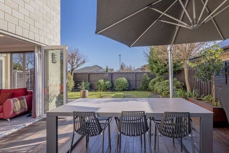 Photo of property in 17 Westpark Drive, Burnside, Christchurch, 8053
