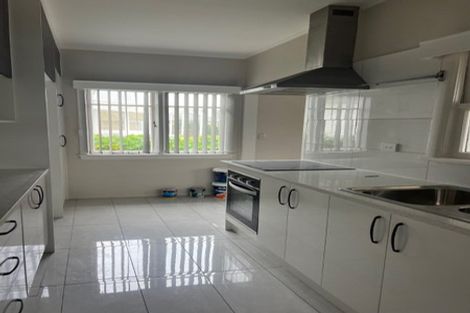 Photo of property in 8 Hamilton Road, Papatoetoe, Auckland, 2025