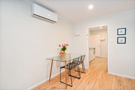 Photo of property in 99a/3 View Road, Sunnyvale, Auckland, 0612