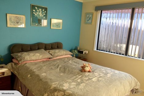 Photo of property in 9 Gendo Avenue, Henderson, Auckland, 0612
