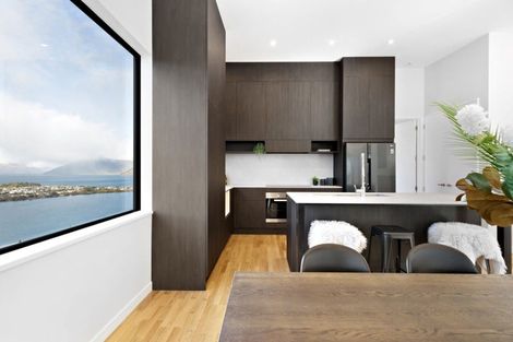 Photo of property in 5 Lancewood Lane, Queenstown, 9300